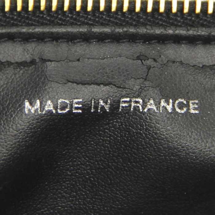 Chanel vanity case in black grained leather - Detail D4