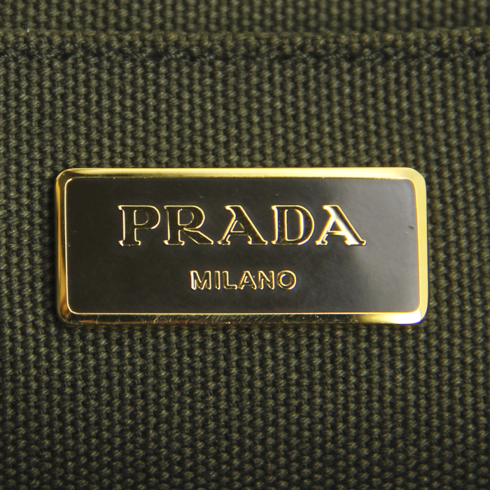 Sac à main Prada en toile vert-kaki - Detail D4