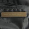 Bolso de mano Marc Jacobs en cuero negro, marrón etoupe y beige - Detail D4 thumbnail