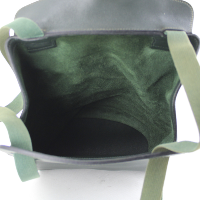 Hermes backpack in green leather - Detail D2