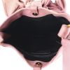Saint Laurent Bow medium model handbag in varnished pink shading leather - Detail D2 thumbnail