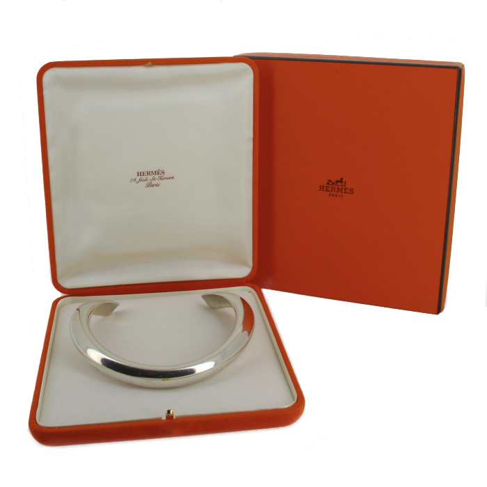 Hermes rigid necklace in silver - Detail D2