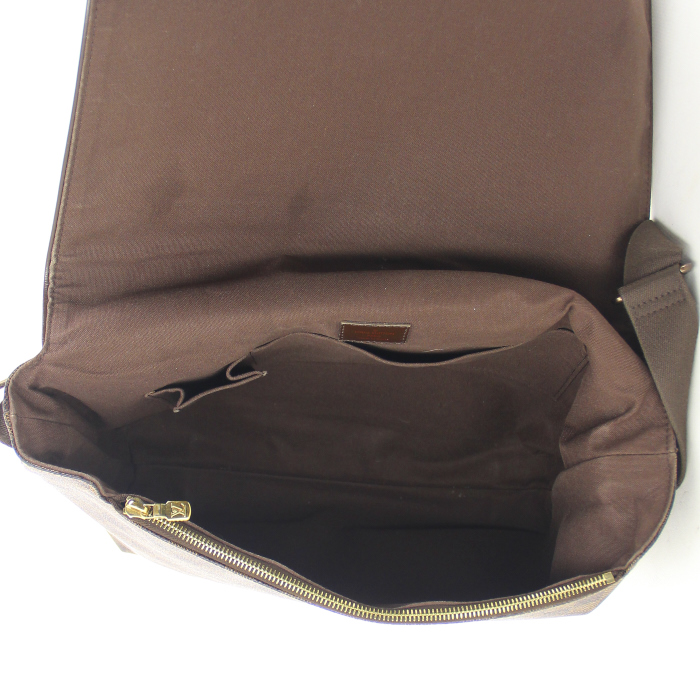Louis Vuitton District messenger bag in ebene damier canvas and brown canvas - Detail D2