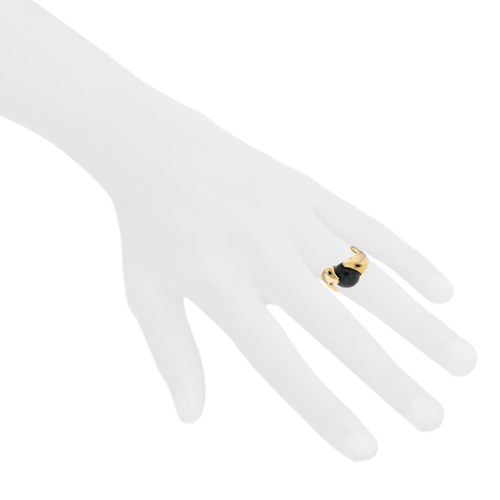 Boucheron Trouble ring in yellow gold, jade and enamel - Detail D1