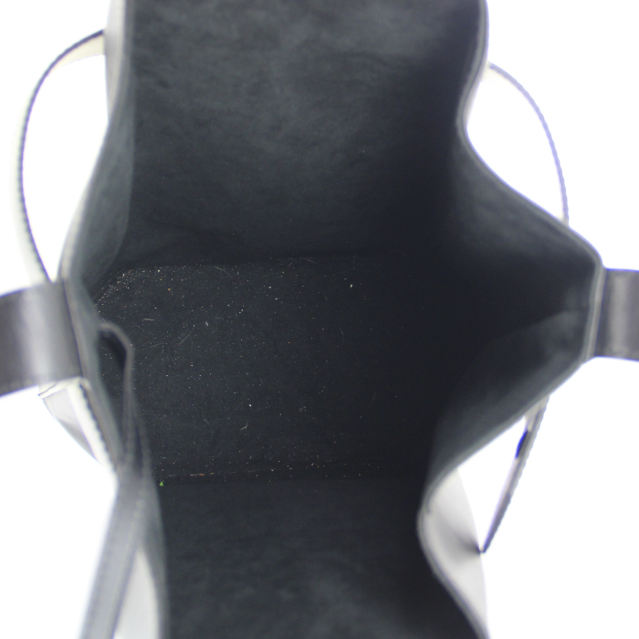 Louis Vuitton handbag in black epi leather - Detail D2