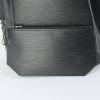 Borsa Louis Vuitton in pelle Epi nera - Detail D4 thumbnail