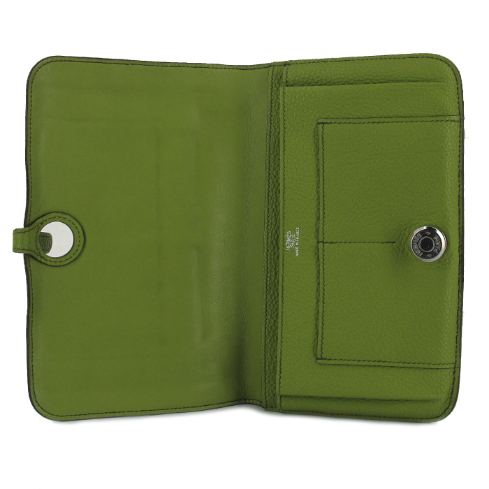 Billetera Hermes Dogon - Pocket Hand en cuero togo verde - Detail D2