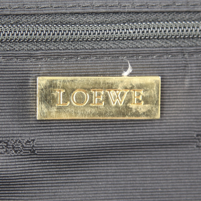 Loewe Amazona handbag in golden brown leather - Detail D3
