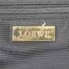 Bolso de mano Loewe Amazona en cuero marrón dorado - Detail D3 thumbnail