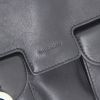 Bolso de mano Givenchy en cuero negro y cuero blanco - Detail D3 thumbnail