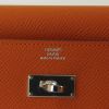 Hermes wallet in orange epsom leather - Detail D3 thumbnail