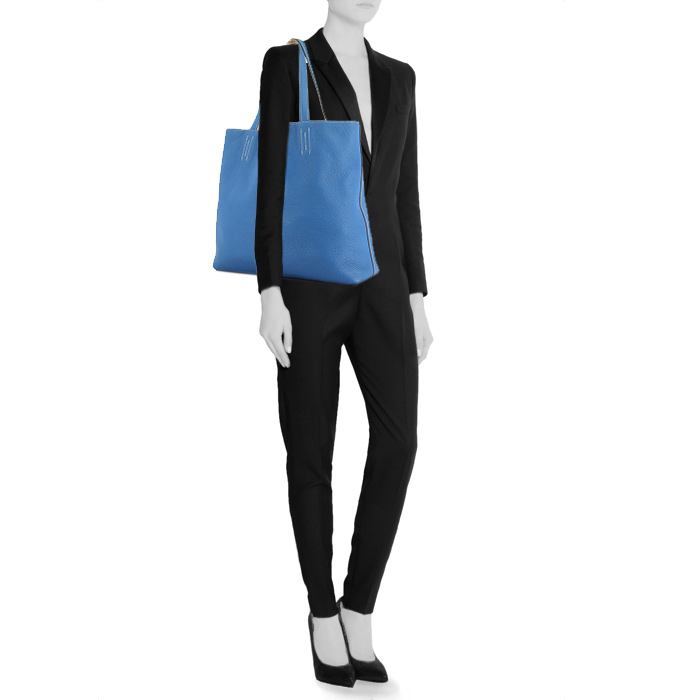Shopping bag Hermes modello grande in pelle martellata bicolore blu e grigio tortora - Detail D1