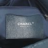 Borsa Chanel On the Road shopping in pelle martellata e trapuntata blu verde - Detail D3 thumbnail