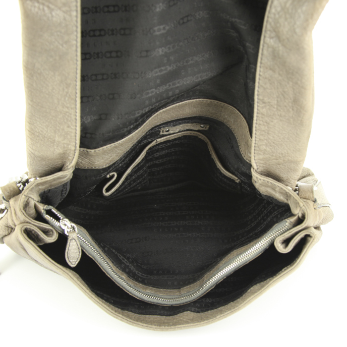 Sac à main Celine en cuir grainé taupe - Detail D2