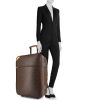 Louis Vuitton Pegase 65 soft suitcase in monogram canvas and natural leather - Detail D1 thumbnail