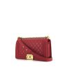 Chanel Boy shoulder bag in raspberry pink quilted leather - 00pp thumbnail