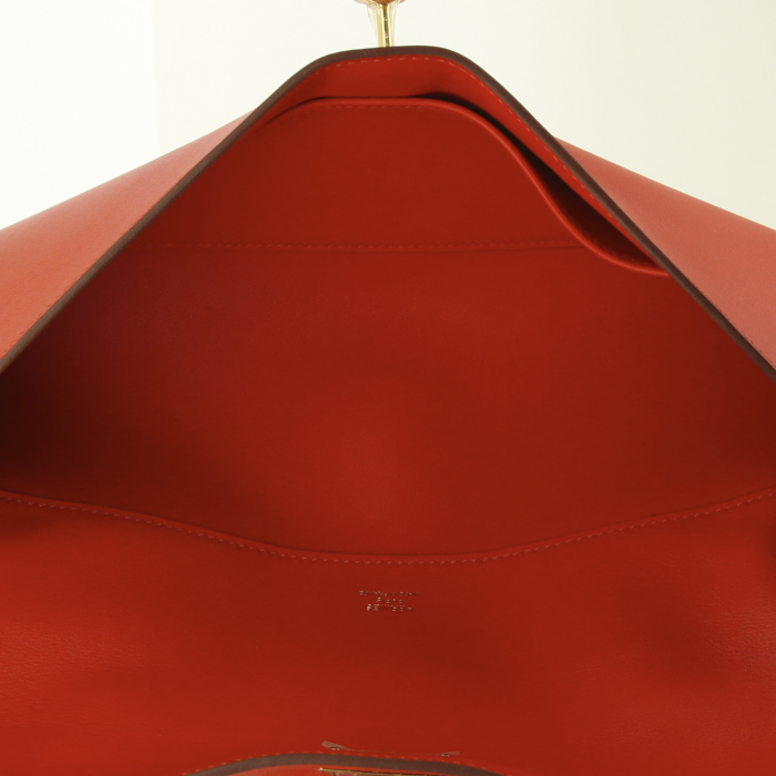 Bolsito de mano Hermes en cuero swift rojo - Detail D2