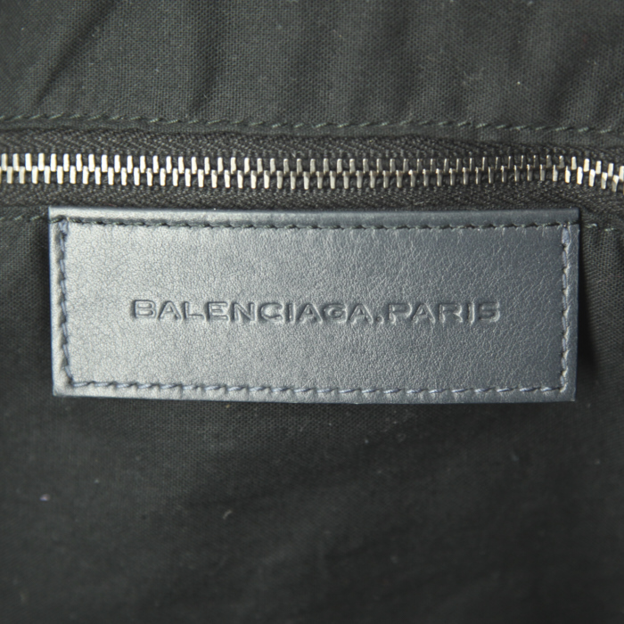 Balenciaga Work handbag in navy blue suede - Detail D3