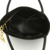 Bolso de mano Chanel Medaillon - Bag en cuero acolchado marrón - Detail D2 thumbnail