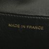 Bolso de mano Chanel Medaillon - Bag en cuero acolchado marrón - Detail D3 thumbnail