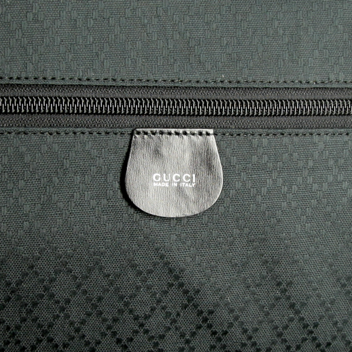 Sac de voyage Gucci Gucci Bagage en toile noire et cuir vernis noir - Detail D3