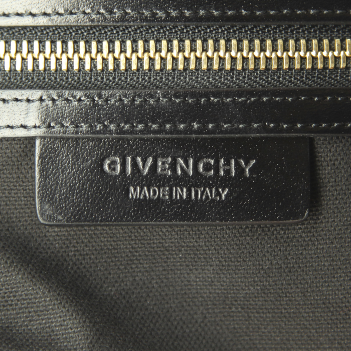 Sac à main Givenchy Antigona en cuir noir - Detail D4