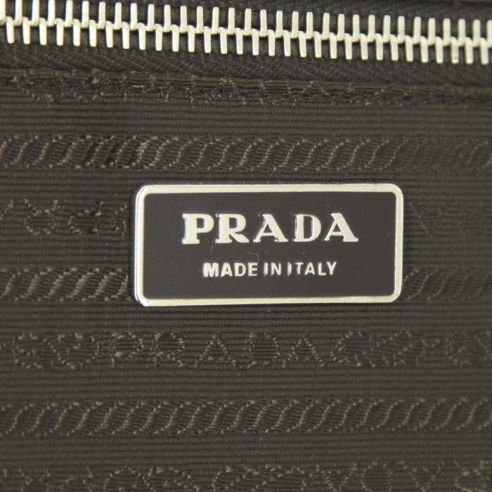 Valise Prada en cuir saffiano marron - Detail D5