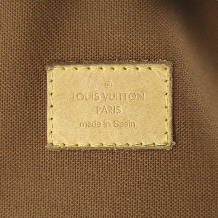Bolso bandolera Louis Vuitton Odeon en lona Monogram y cuero natural - Detail D3