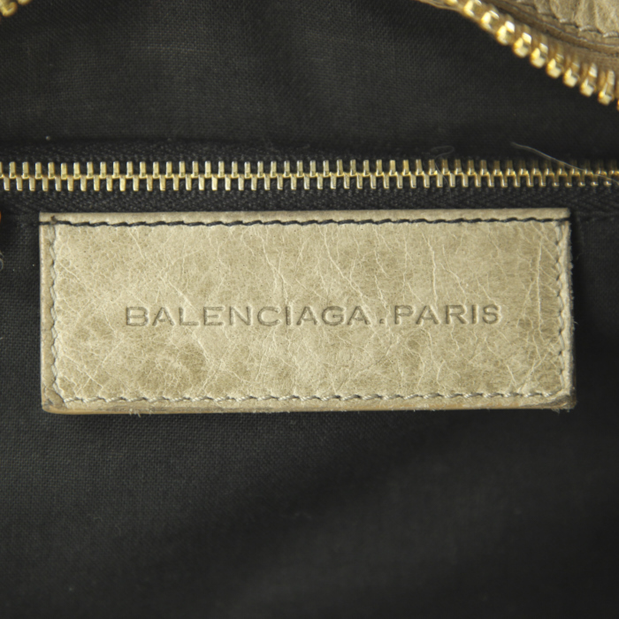 Bolso de mano Balenciaga City en cuero beige gris - Detail D3
