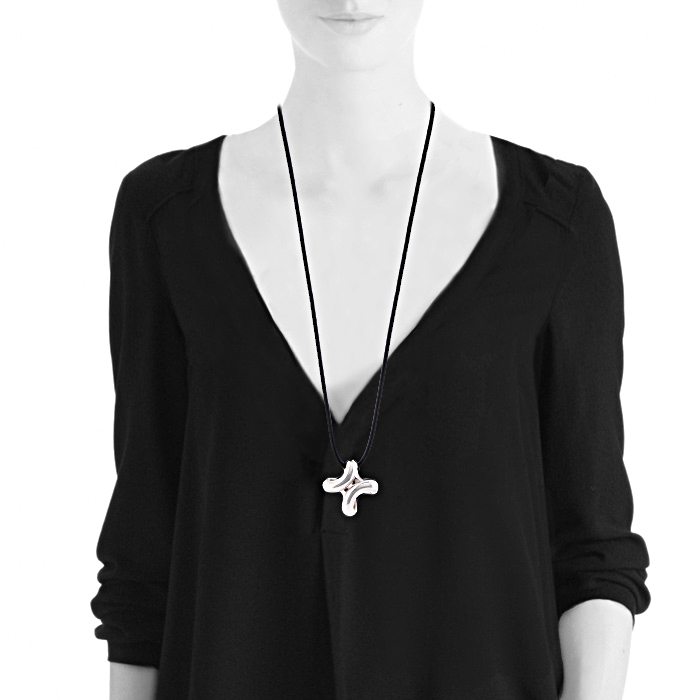 Hermes Lima size XL pendant in silver - Detail D1