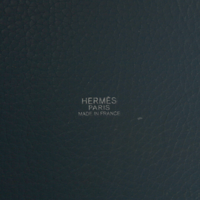 Bolso de mano Hermes Picotin modelo mediano en cuero togo azul - Detail D3