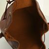 Sac cabas Louis Vuitton petit Noé petit modèle en cuir épi marron-caramel - Detail D2 thumbnail