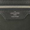 Bolso para llevar al hombro Louis Vuitton en cuero mahina negro - Detail D3 thumbnail