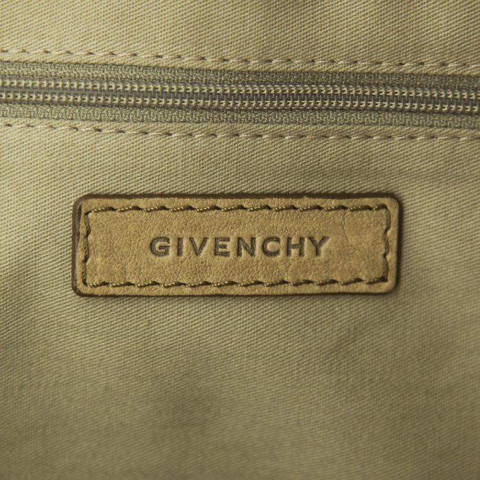 Sac à main Givenchy Nightingale en cuir beige - Detail D4