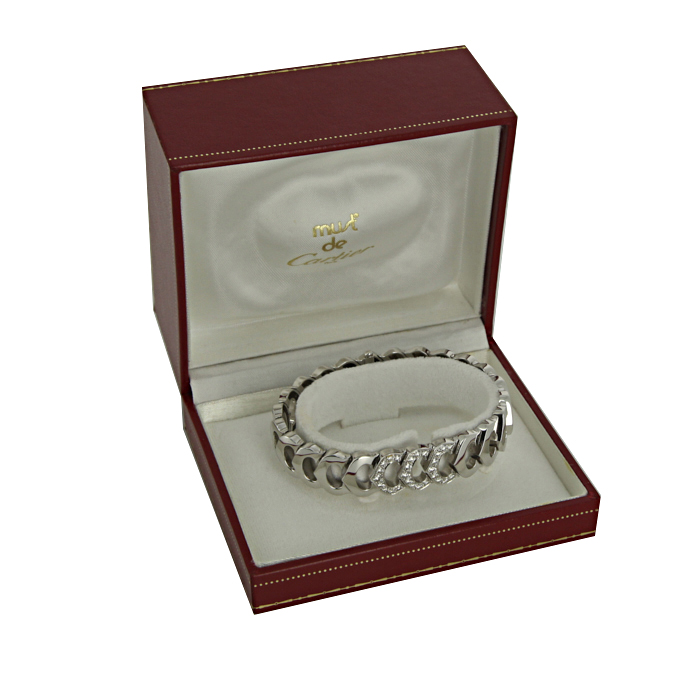 Brazalete Cartier C de Cartier en oro blanco y diamantes