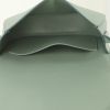 Celine Trotteur shoulder bag in green grained leather - Detail D2 thumbnail