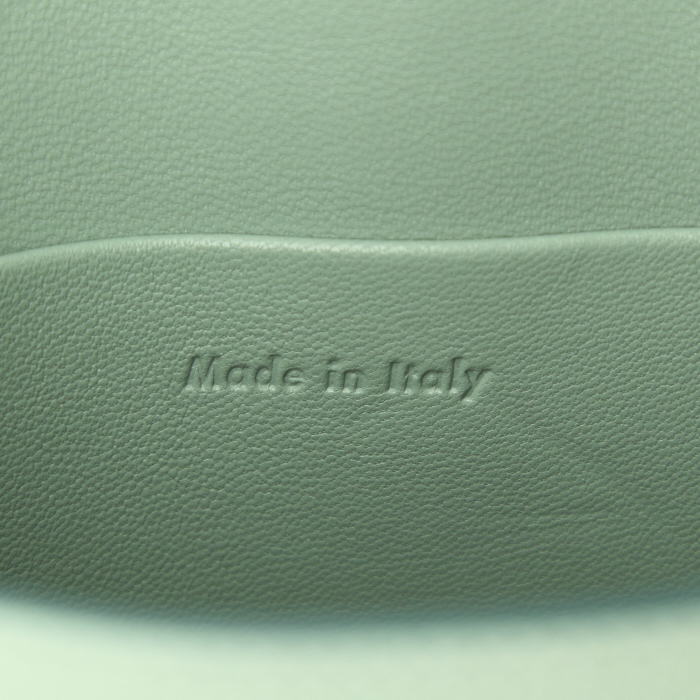 Sac bandoulière Celine Trotteur en cuir grainé vert-d'eau - Detail D3