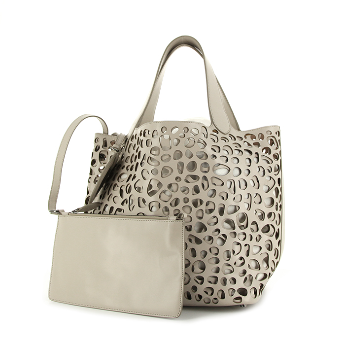 Alaia shopping bag in rosy beige leather - Detail D2