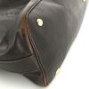Bolso de mano Yves Saint Laurent Muse modelo grande en cuero marrón - Detail D4 thumbnail