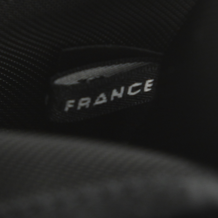 Sac à main Chanel en toile noire et plexiglas gris - Detail D4