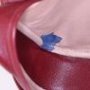 Bolso para llevar al hombro Hermes Nouméa en cuero epsom color burdeos - Detail D3 thumbnail