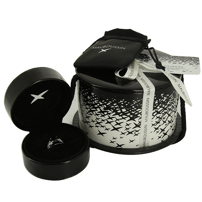 Bague Mauboussin Nuit D'Amour en or blanc,  diamants et saphirs - Detail D2