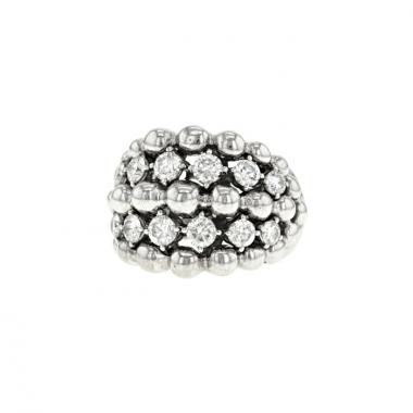Sortija Boucheron Grains de Raisins modelo grande en oro blanco y diamantes