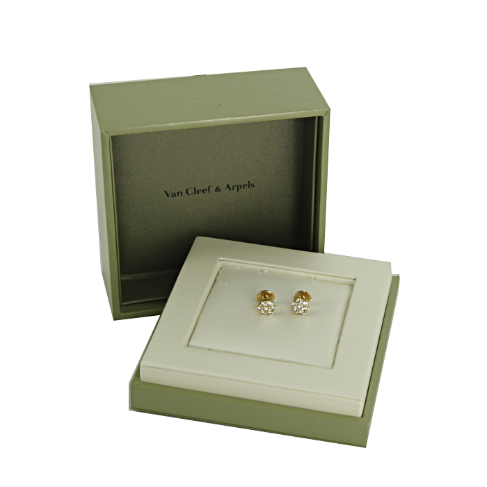 Paire de clous d'oreilles Van Cleef & Arpels Fleurette grands modèles en or jaune et diamants - Detail D2