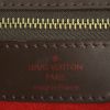 Borsa a tracolla Louis Vuitton Hampstead in tela a scacchi ebana e pelle marrone cioccolato - Detail D3 thumbnail