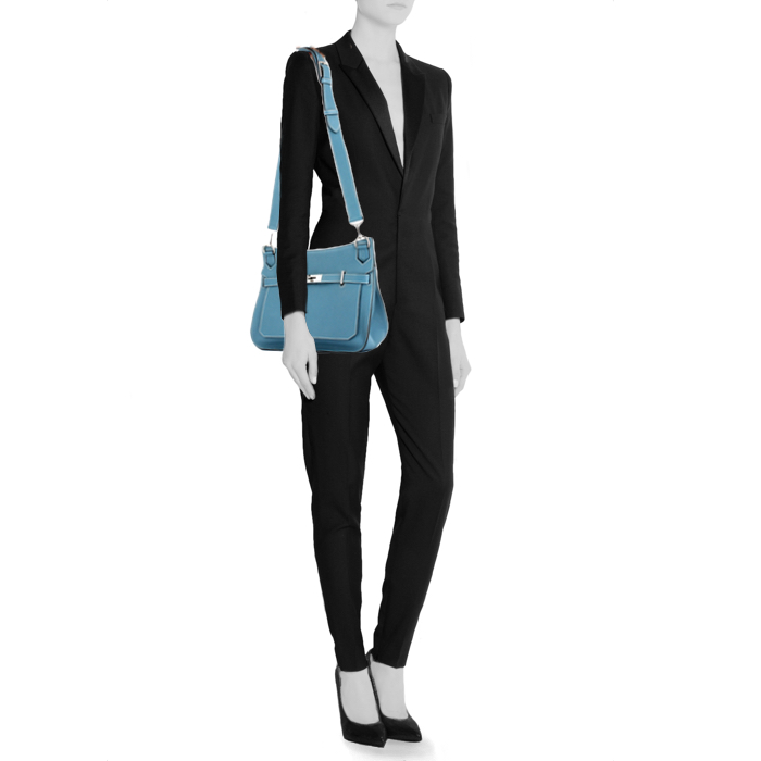 Borsa bisaccia Hermes Jypsiere in pelle togo blu - Detail D1