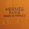 Bolso de mano Hermes Bolide en cuero epsom color oro - Detail D4 thumbnail