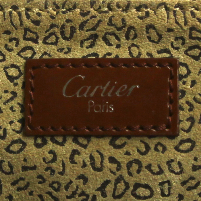 Cartier shoulder bag in brown leather - Detail D3