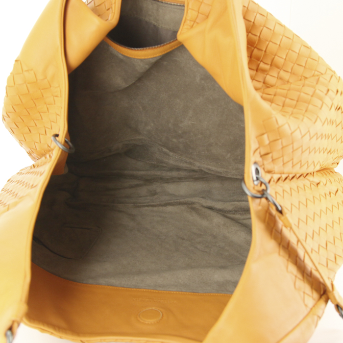 Bolso de mano Bottega Veneta Campana en cuero intrecciato naranja Potiron - Detail D2