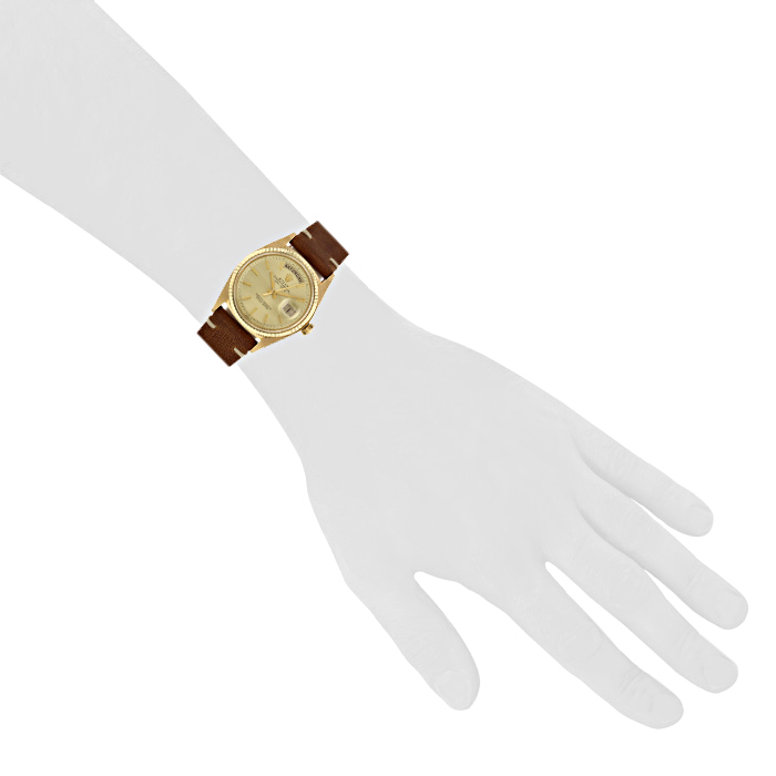 Reloj Rolex Day-Date de oro amarillo Ref :  1803 Circa  1975 - Detail D1